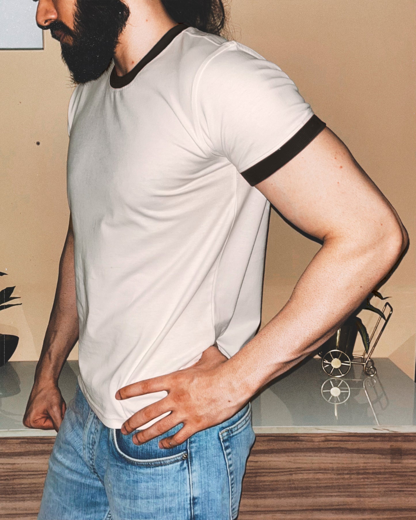 Brawler Compact Ringer Crewneck | Warm White / Black