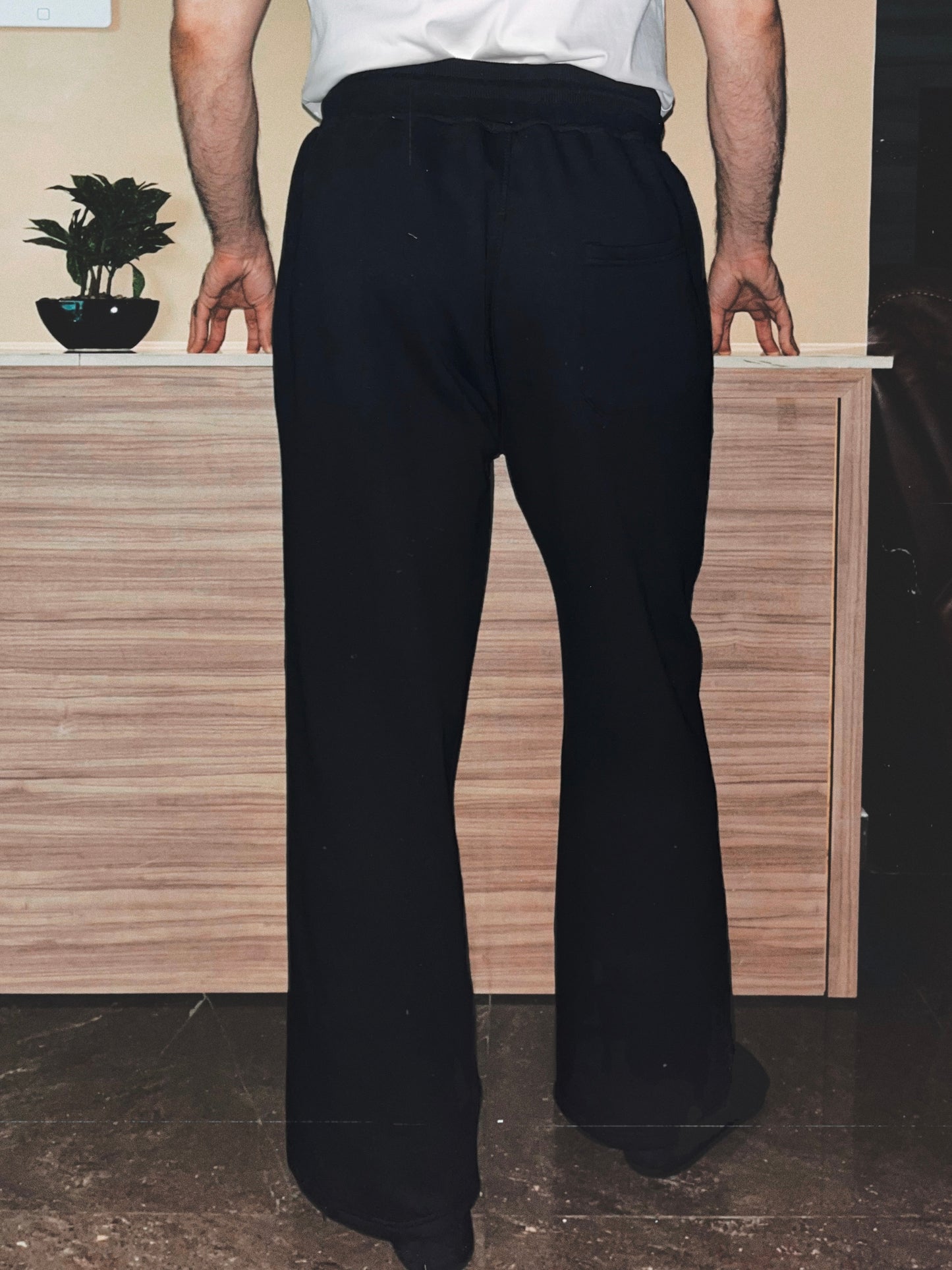 Brawler Relaxed Fit Sweatpants | Black