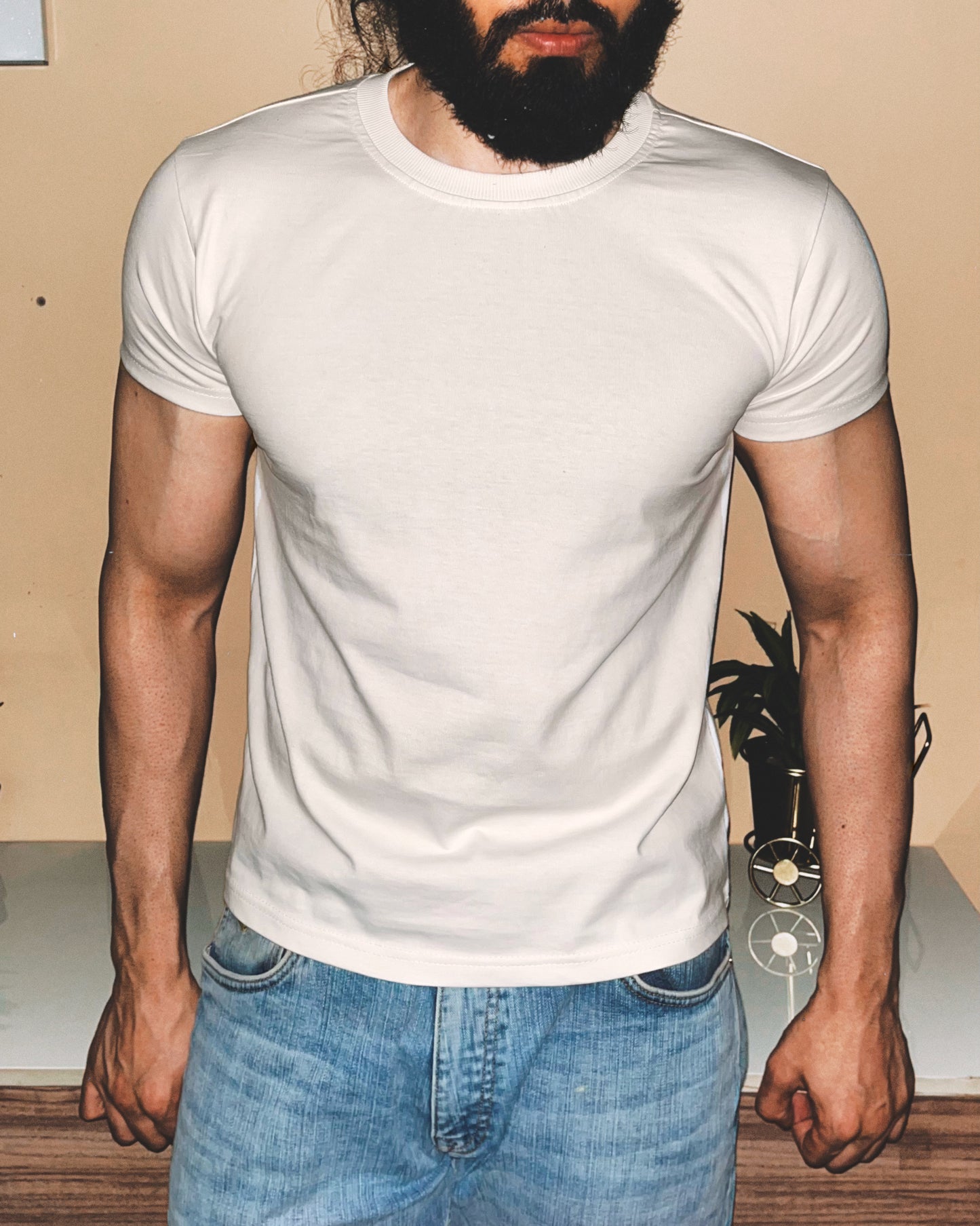 Brawler Compact Crewneck | Warm White